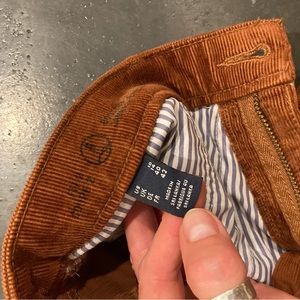 LANDS END sz 10 Womens corduroys. Slim boot cut.